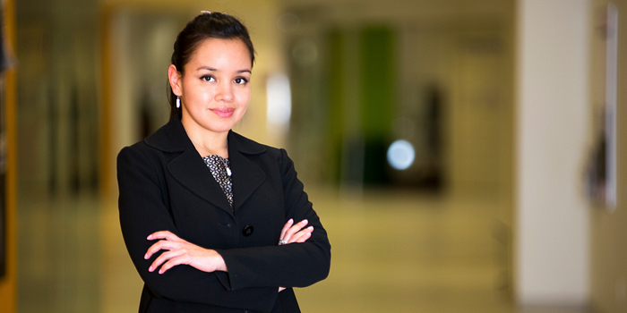 picture-of-Centennial-College-business-student-in-hallway